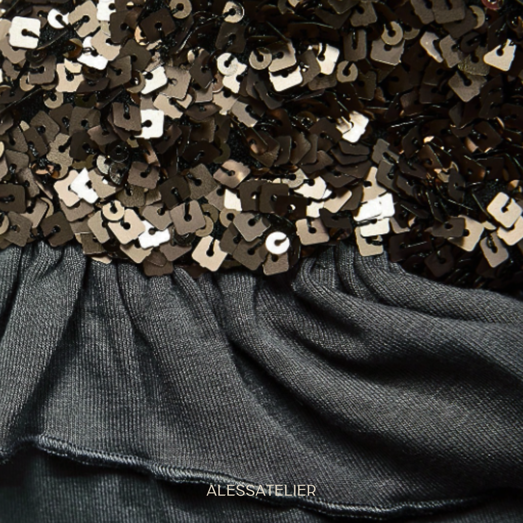 Zenere Sequin Belt Mini Skirt