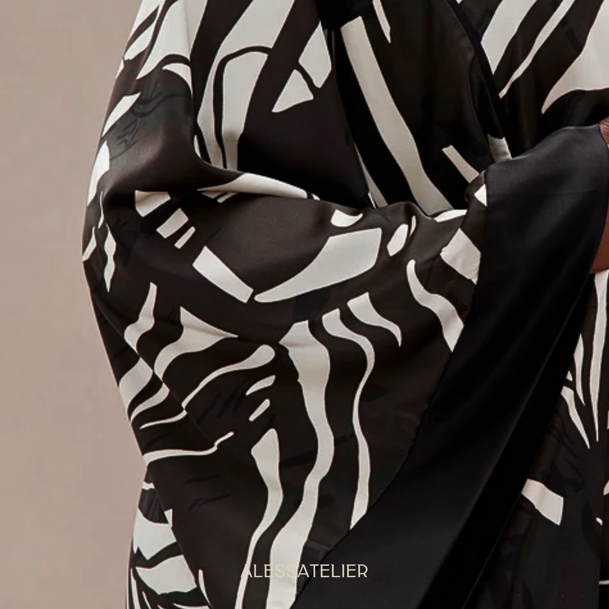 Creta Satin Kimono Set, Black & White